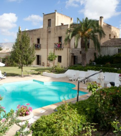 Agriturismi In Provincia Di Trapani Con Piscina E Maneggio